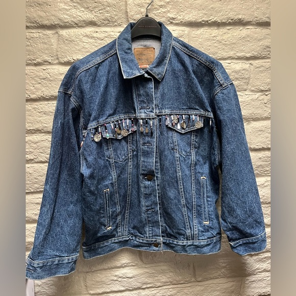 (W1) Women’s Authentic Levi Jacket with Embellishments - Picture 1 of 9